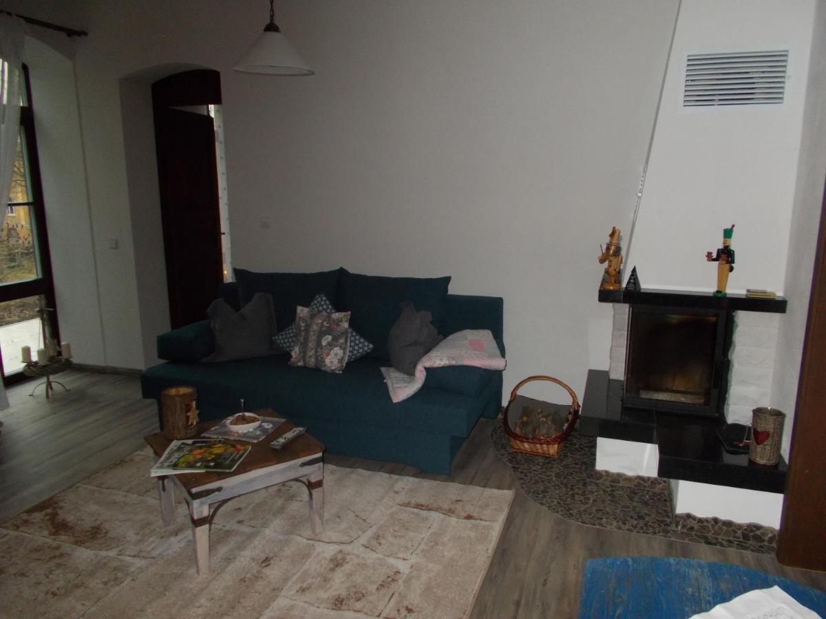Ferienwohnung "Hinter Den Sieben Bergen" Schwarzenberg  Esterno foto