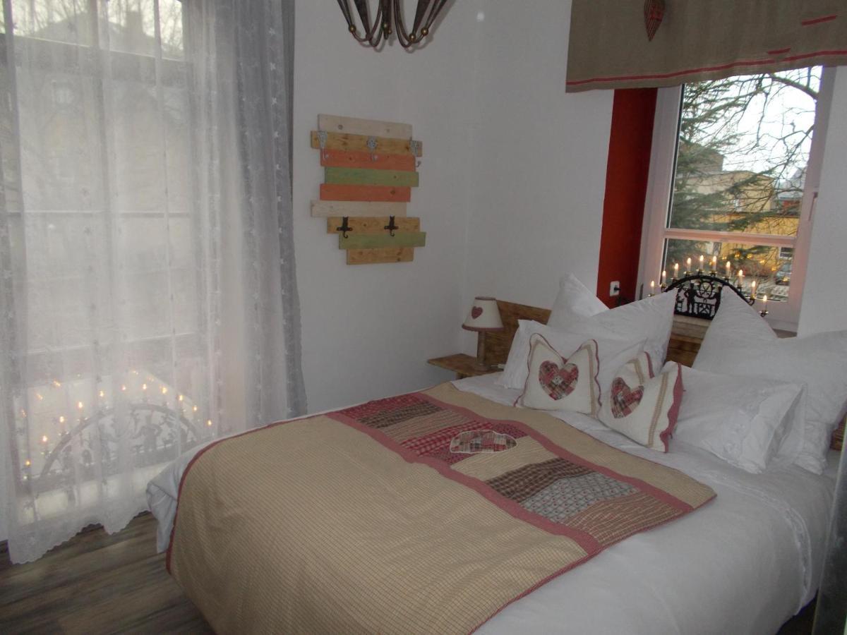 Ferienwohnung "Hinter Den Sieben Bergen" Schwarzenberg  Esterno foto